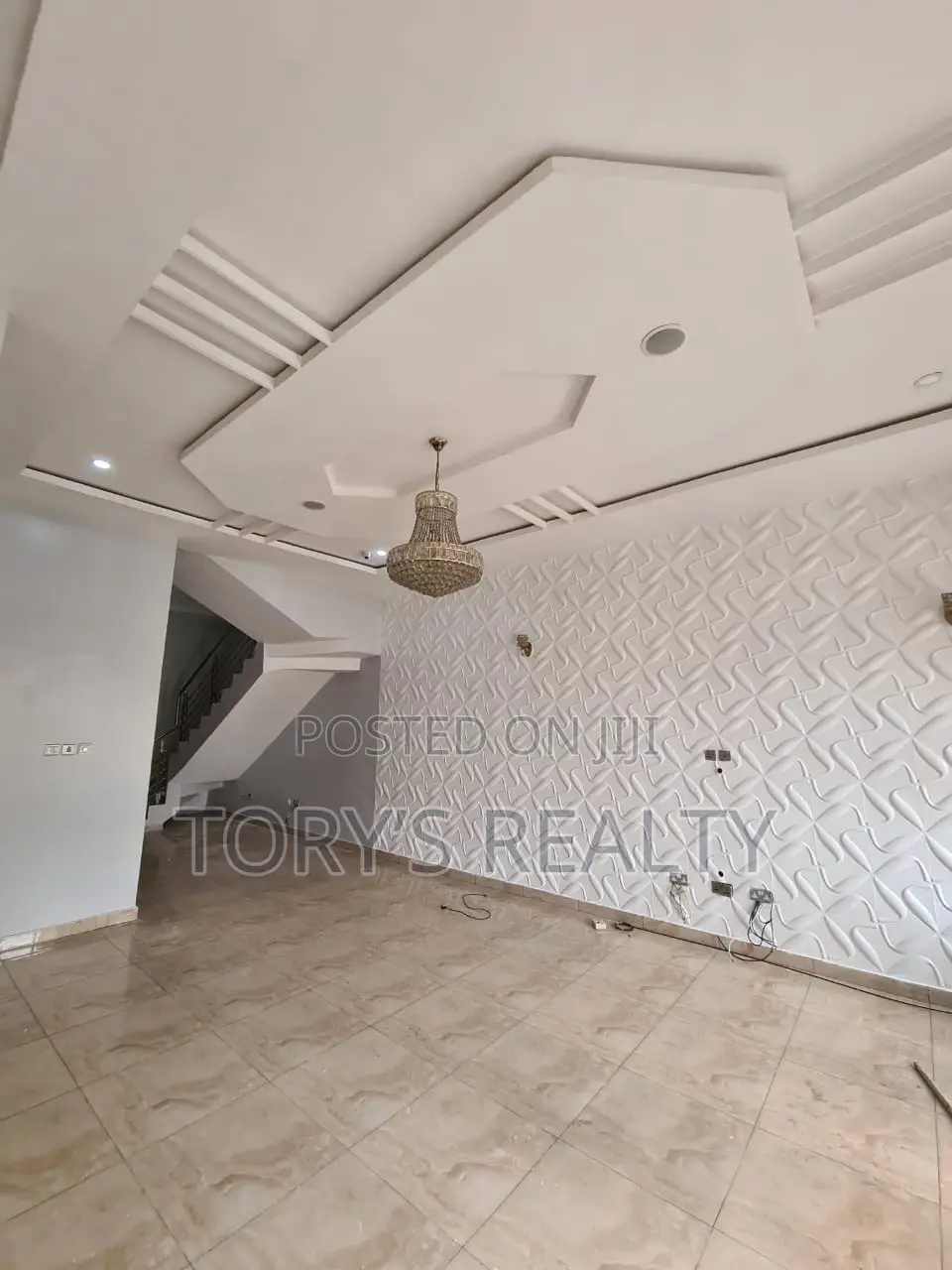 4bdrm Duplex in Lekki Phase 2 for sale