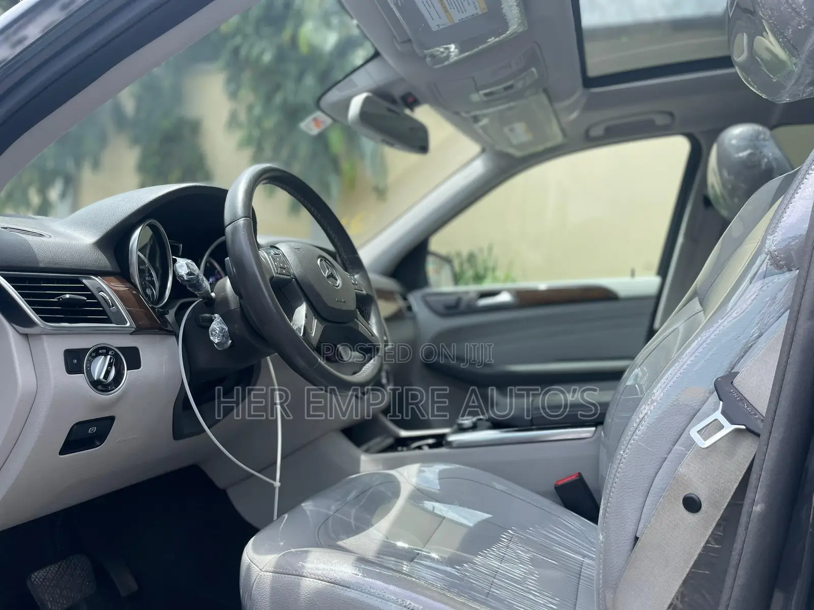 Mercedes-Benz M Class ML350 4dr SUV (3.5L 6cyl 7A) 2014 Gray