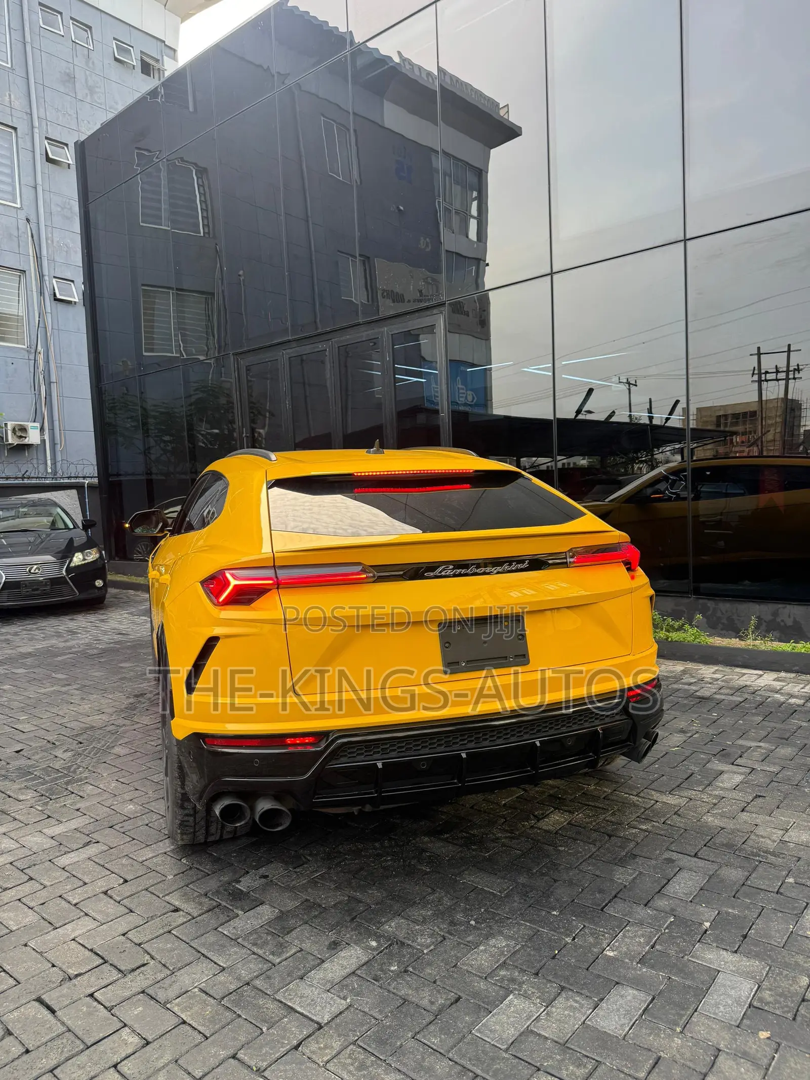 Lamborghini Urus Base 2019 Yellow