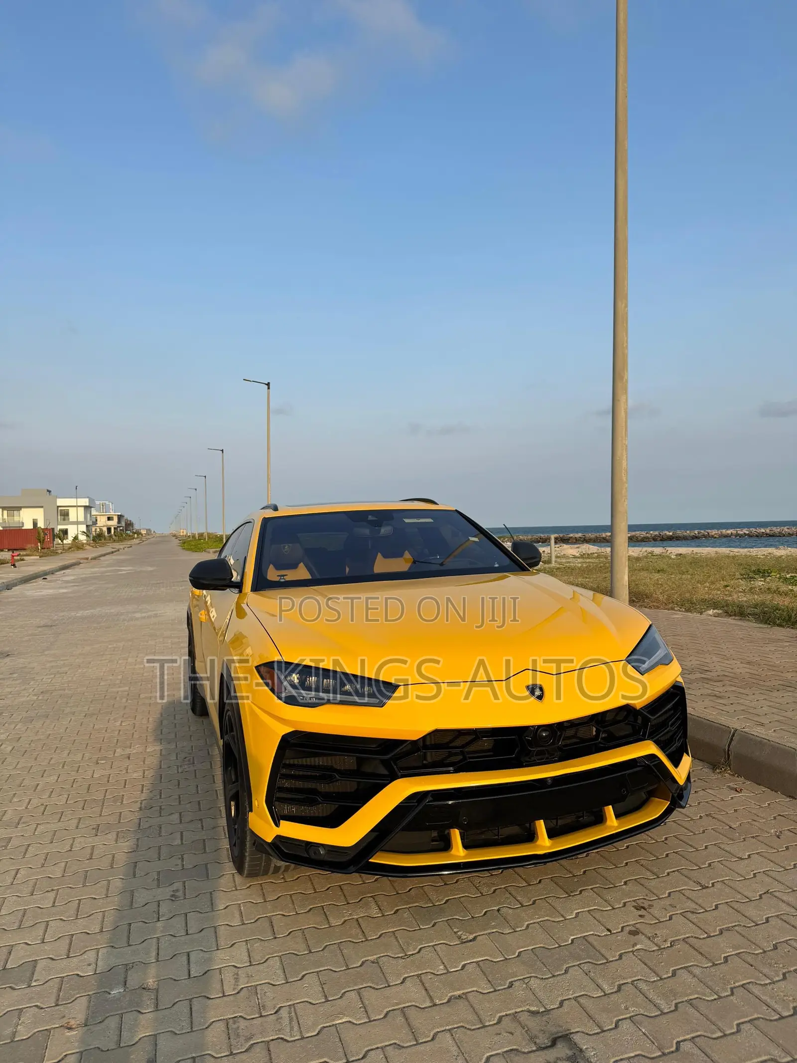 Lamborghini Urus Base 2019 Yellow