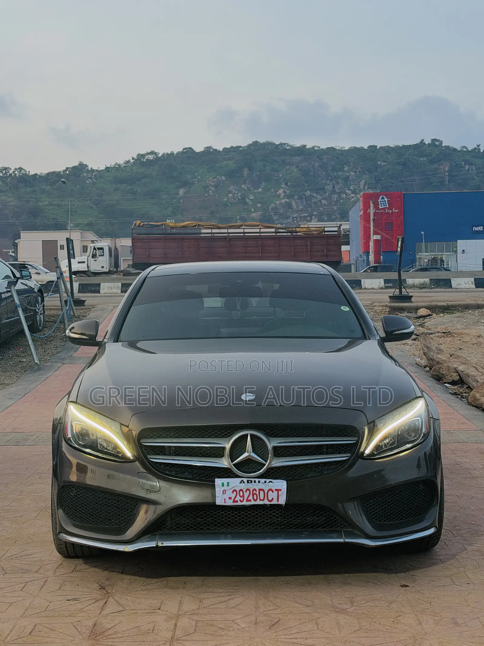 Mercedes-Benz C300 Sport 4dr AWD 4Matic Sedan (2.0L 4cyl 7A) 2015 Gray