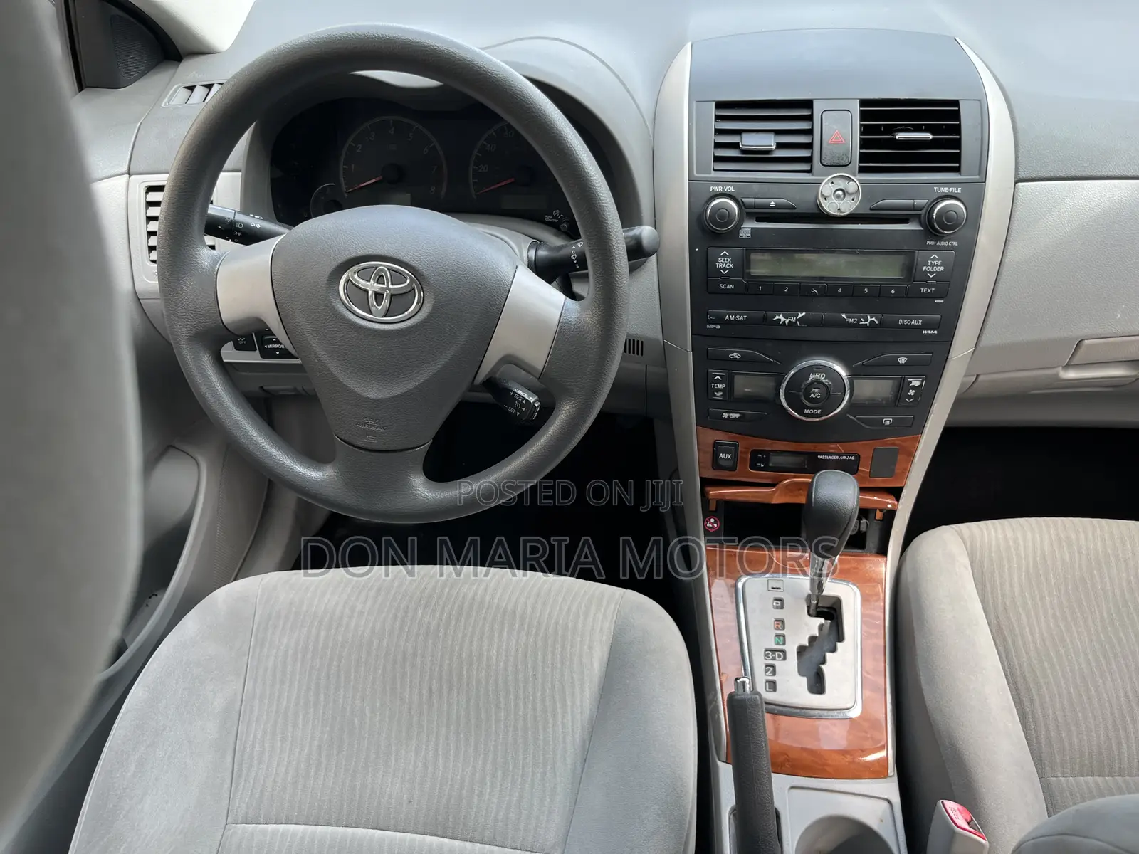 Toyota Corolla XLE 4dr Sedan (1.8L 4cyl 4A) 2010 Gray