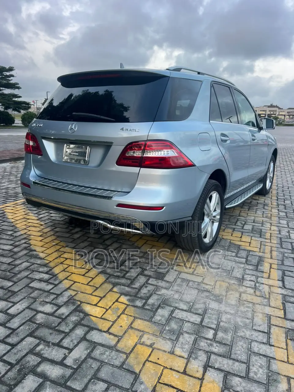 Mercedes-Benz M Class ML350 4MATIC 4dr SUV AWD (3.5L 6cyl 7A) 2015