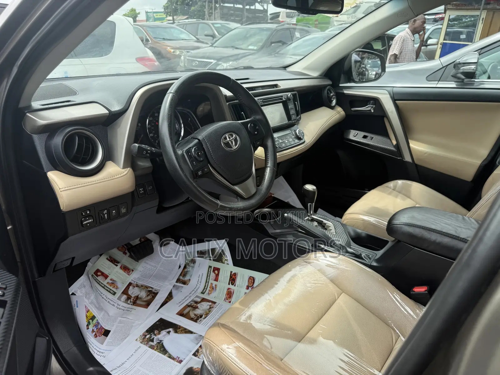 Toyota RAV4 2014