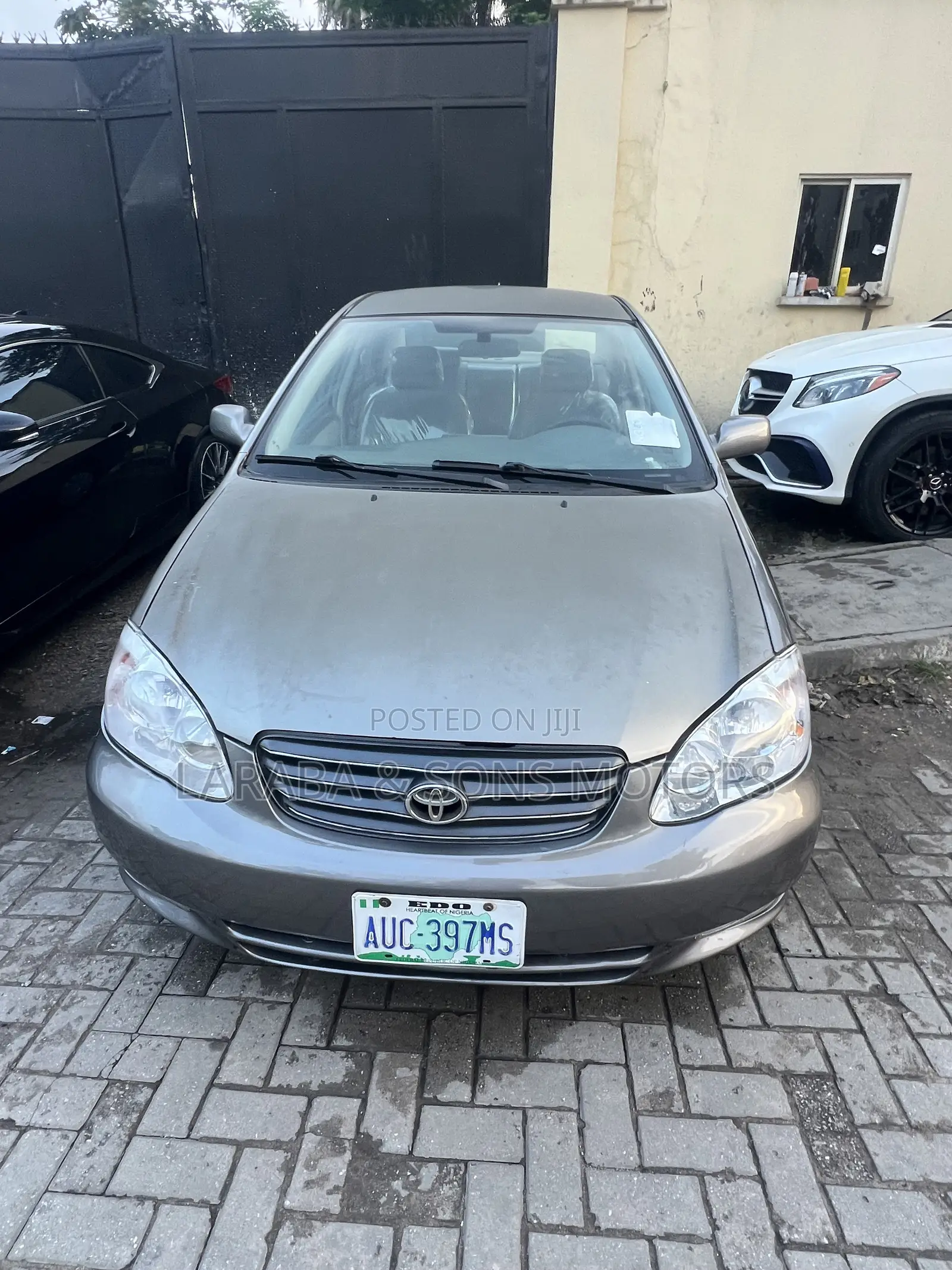 Toyota Corolla LE 2004 Gray