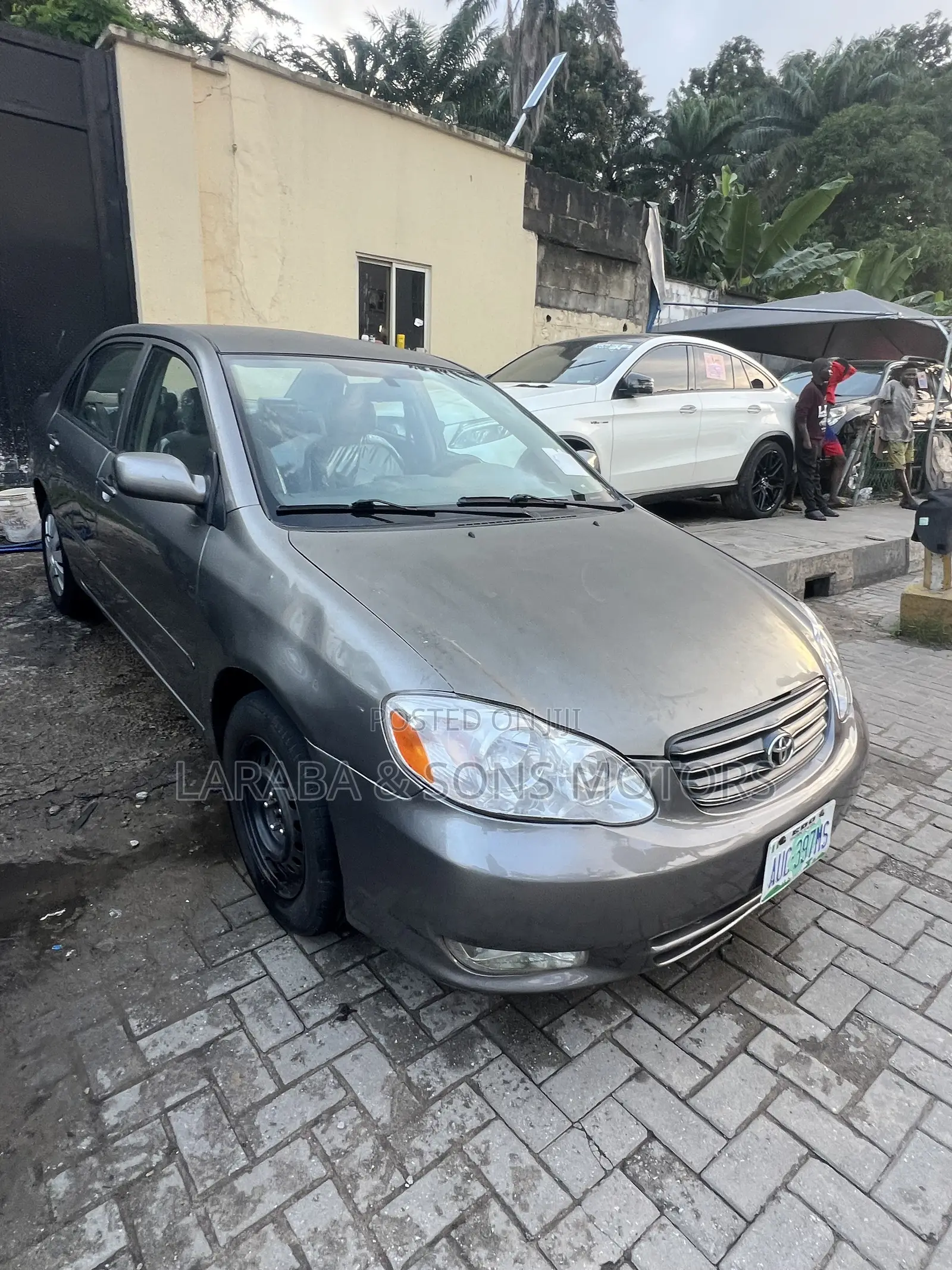 Toyota Corolla LE 2004 Gray