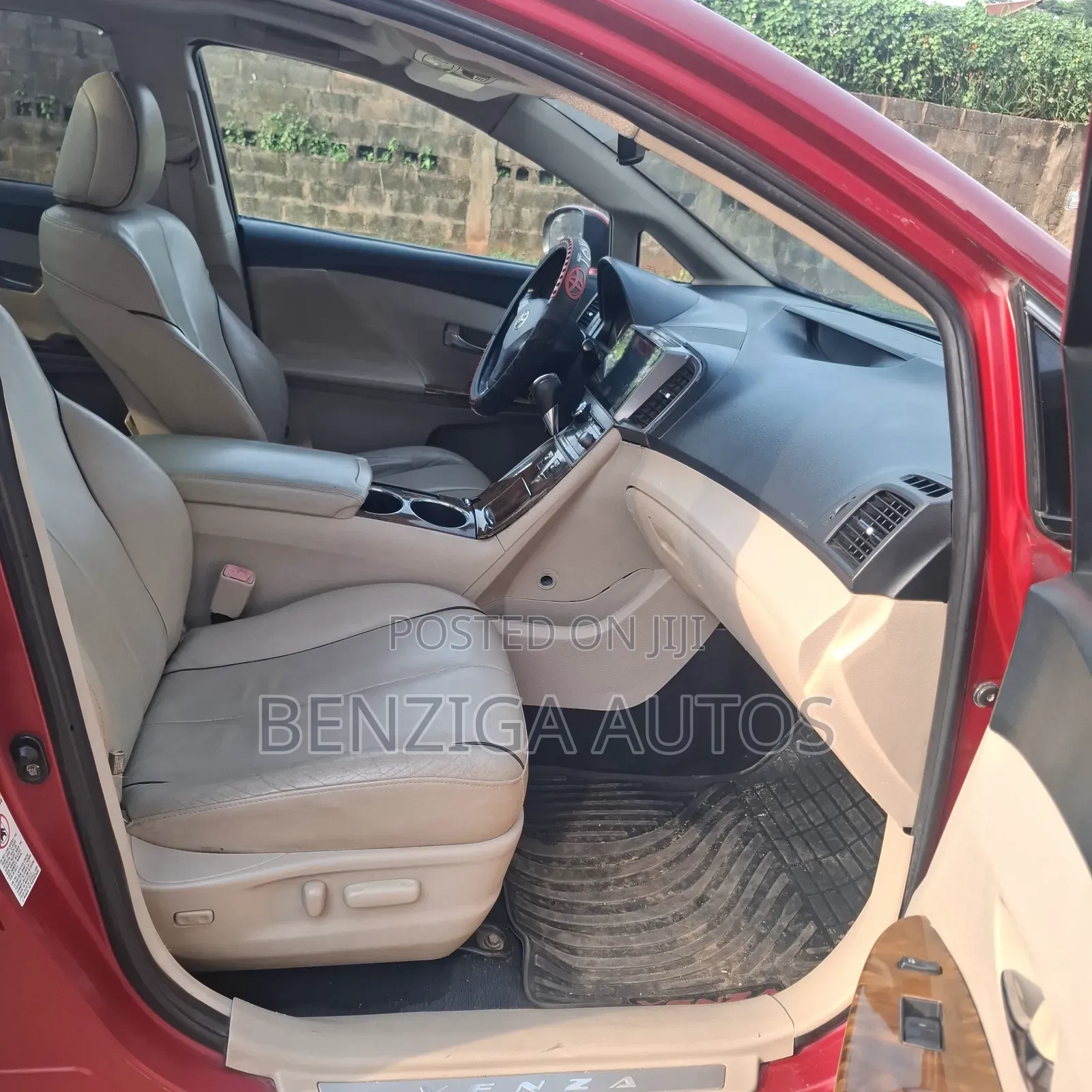 Toyota Venza 2009 Red