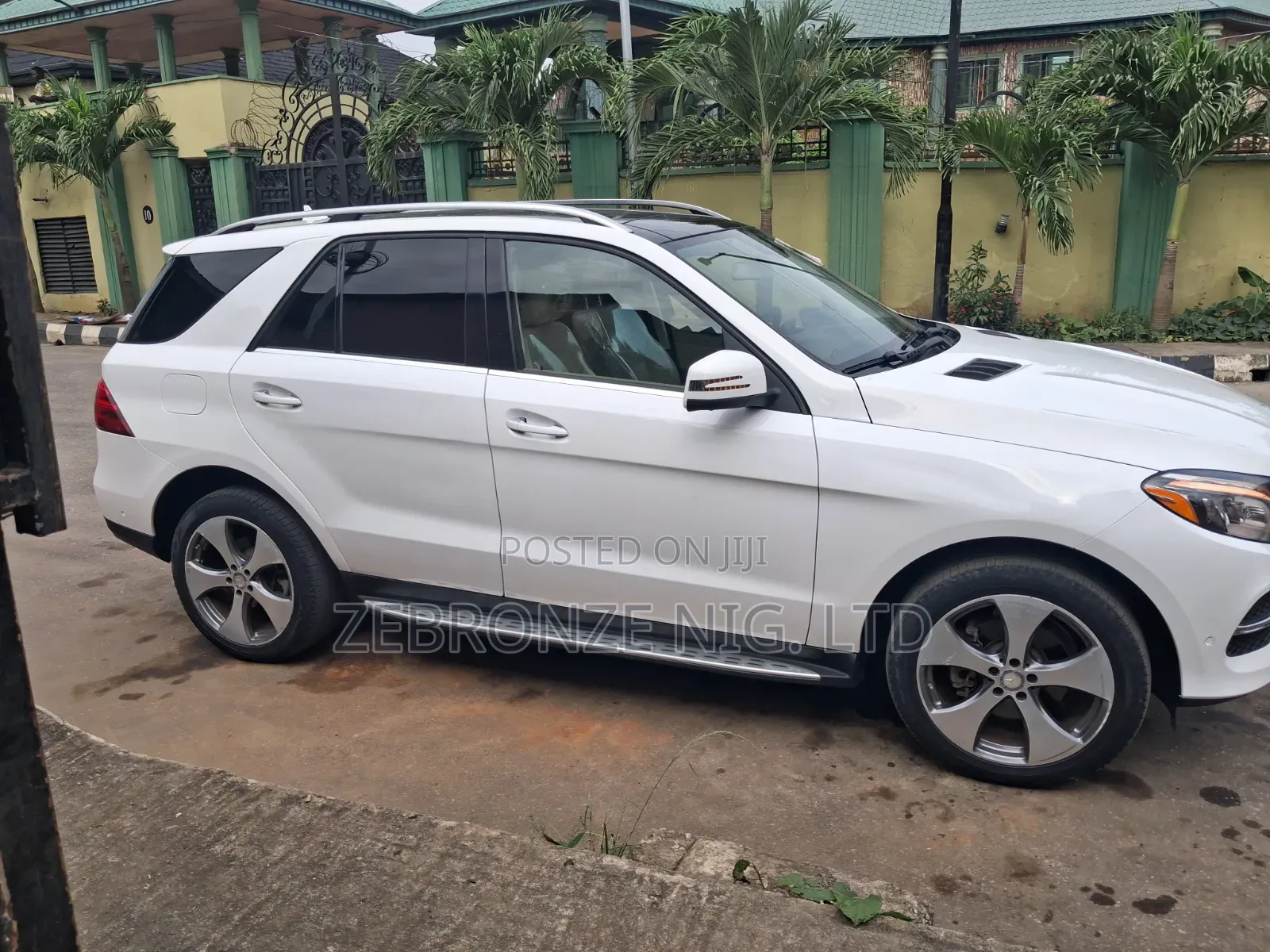 Mercedes-Benz GLE-Class 2017 White
