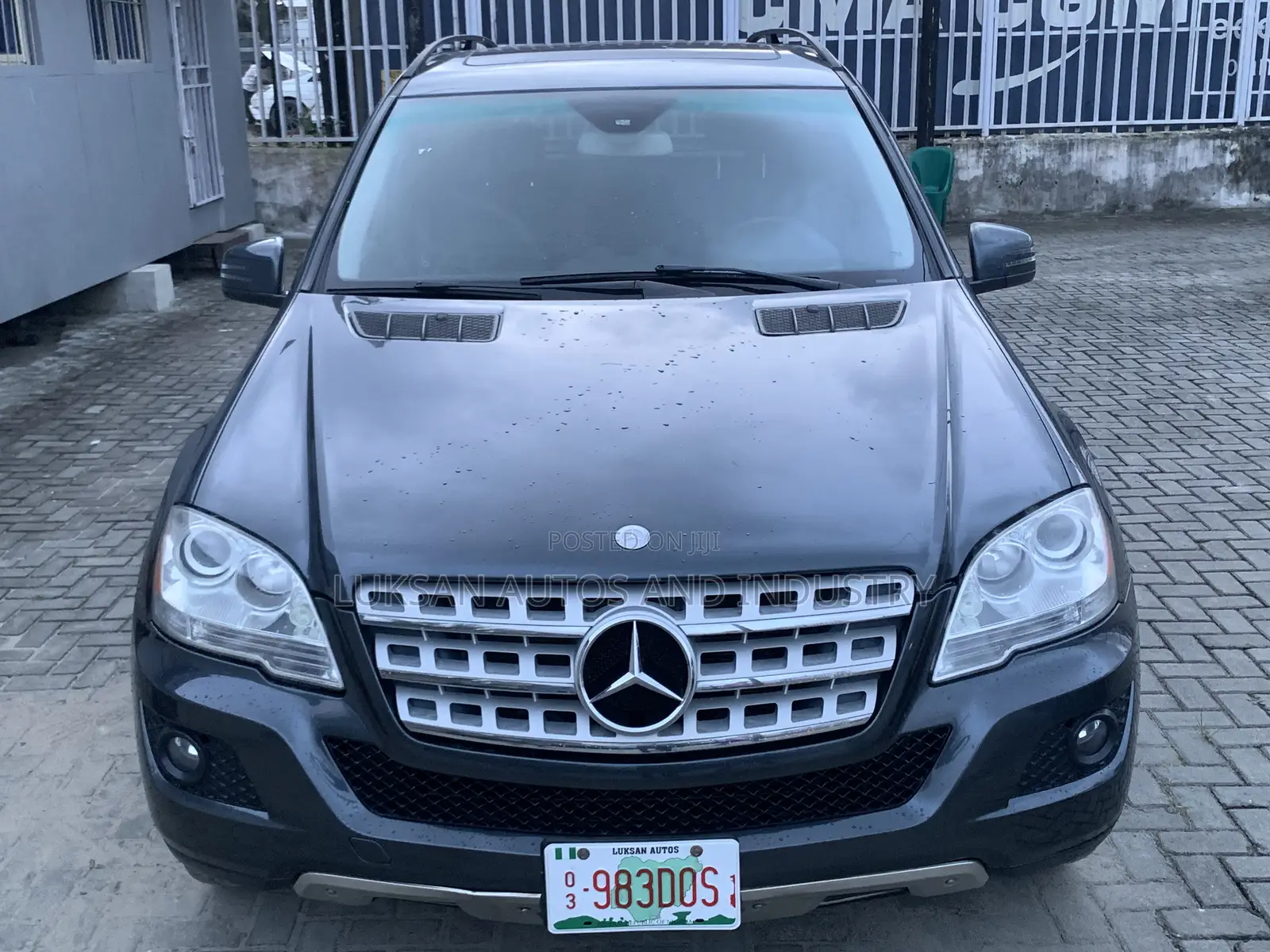 Mercedes-Benz M Class ML 350 4Matic 2011 Gray