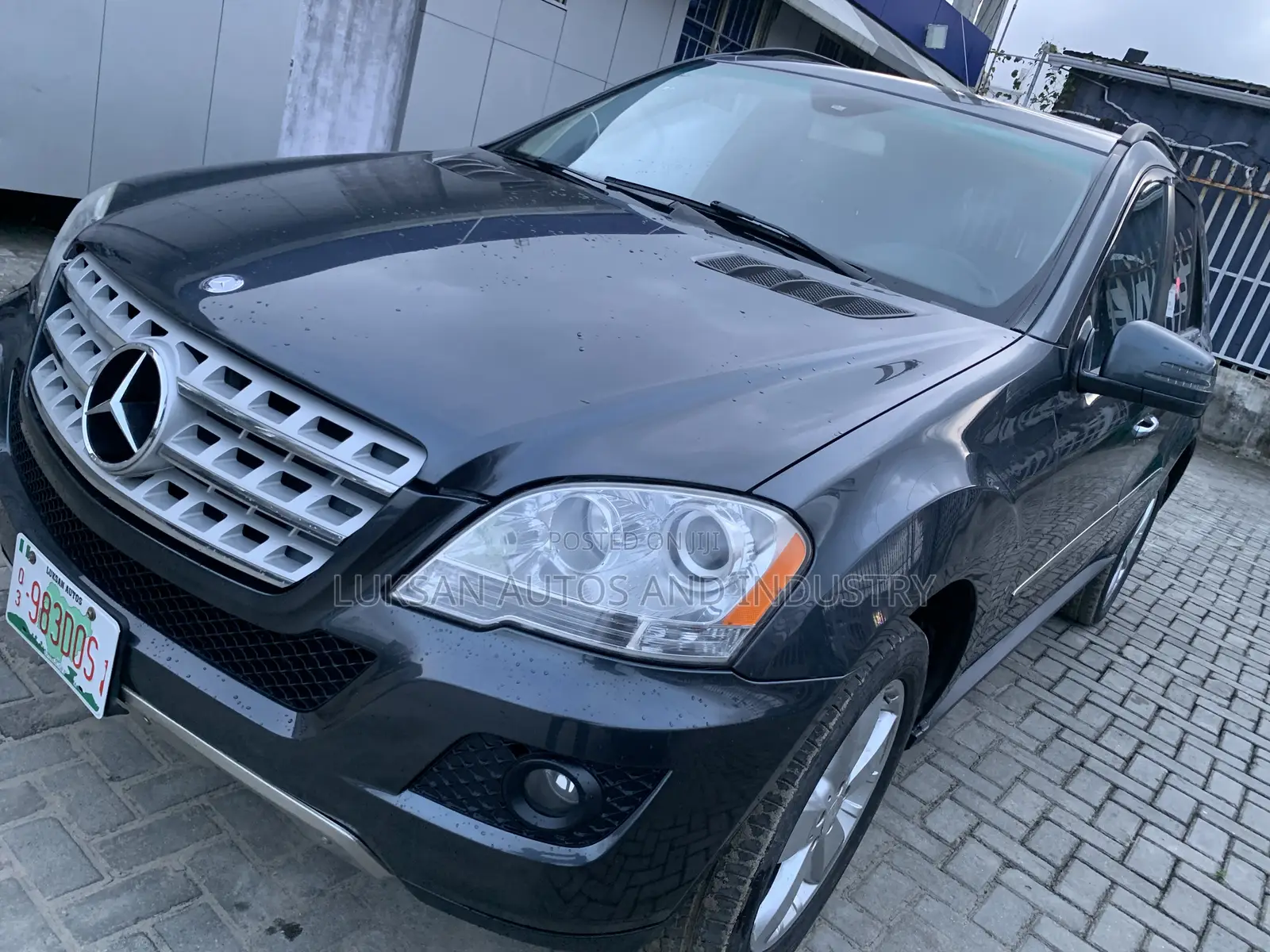Mercedes-Benz M Class ML 350 4Matic 2011 Gray