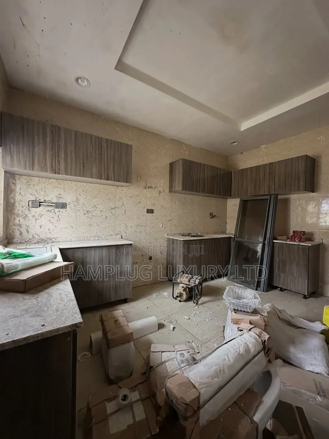 4bdrm Townhouse/Terrace in Apo for sale