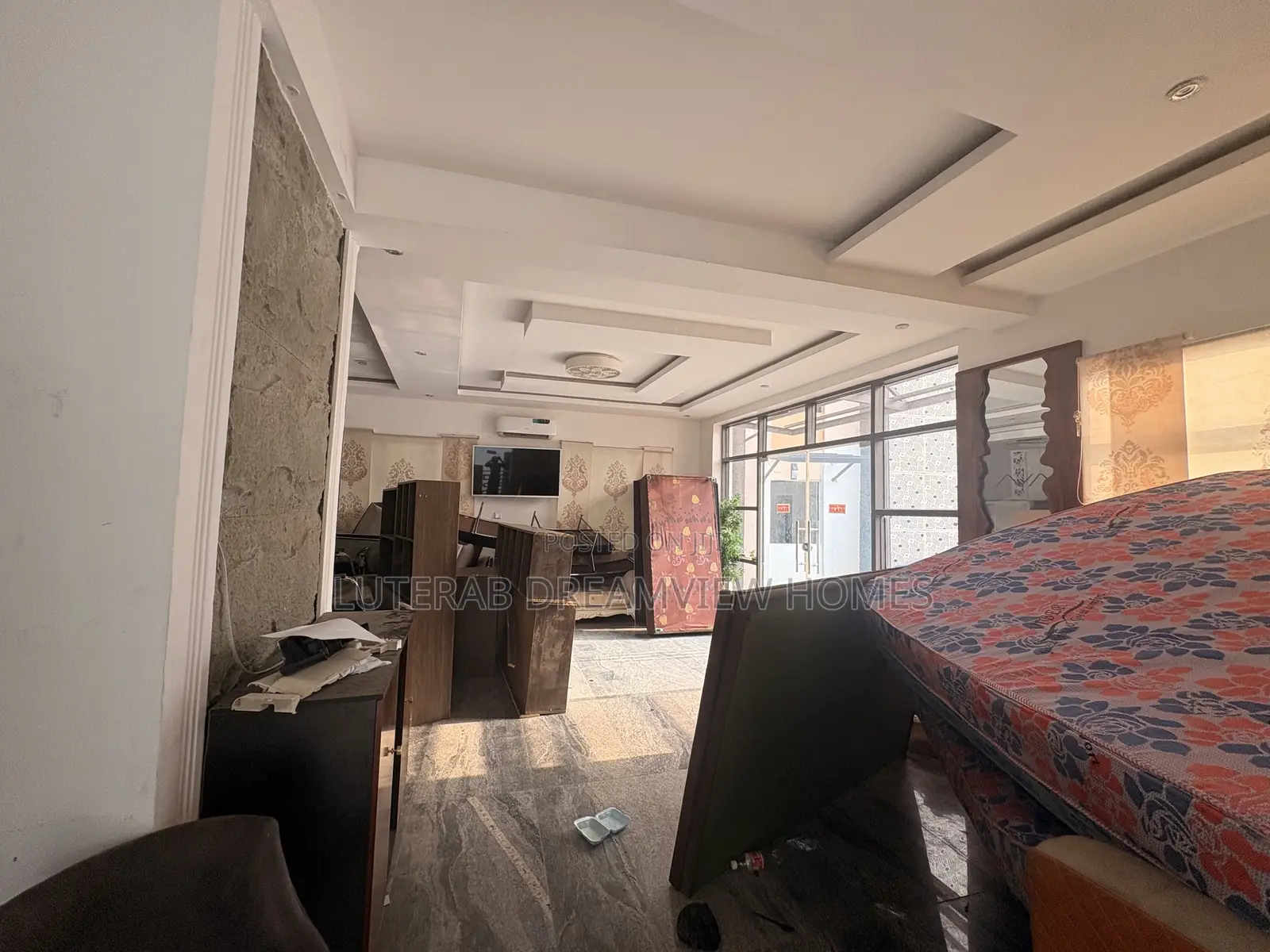 Spacious Neat Office Space in a Serene Compound Peaceful Neighborhod