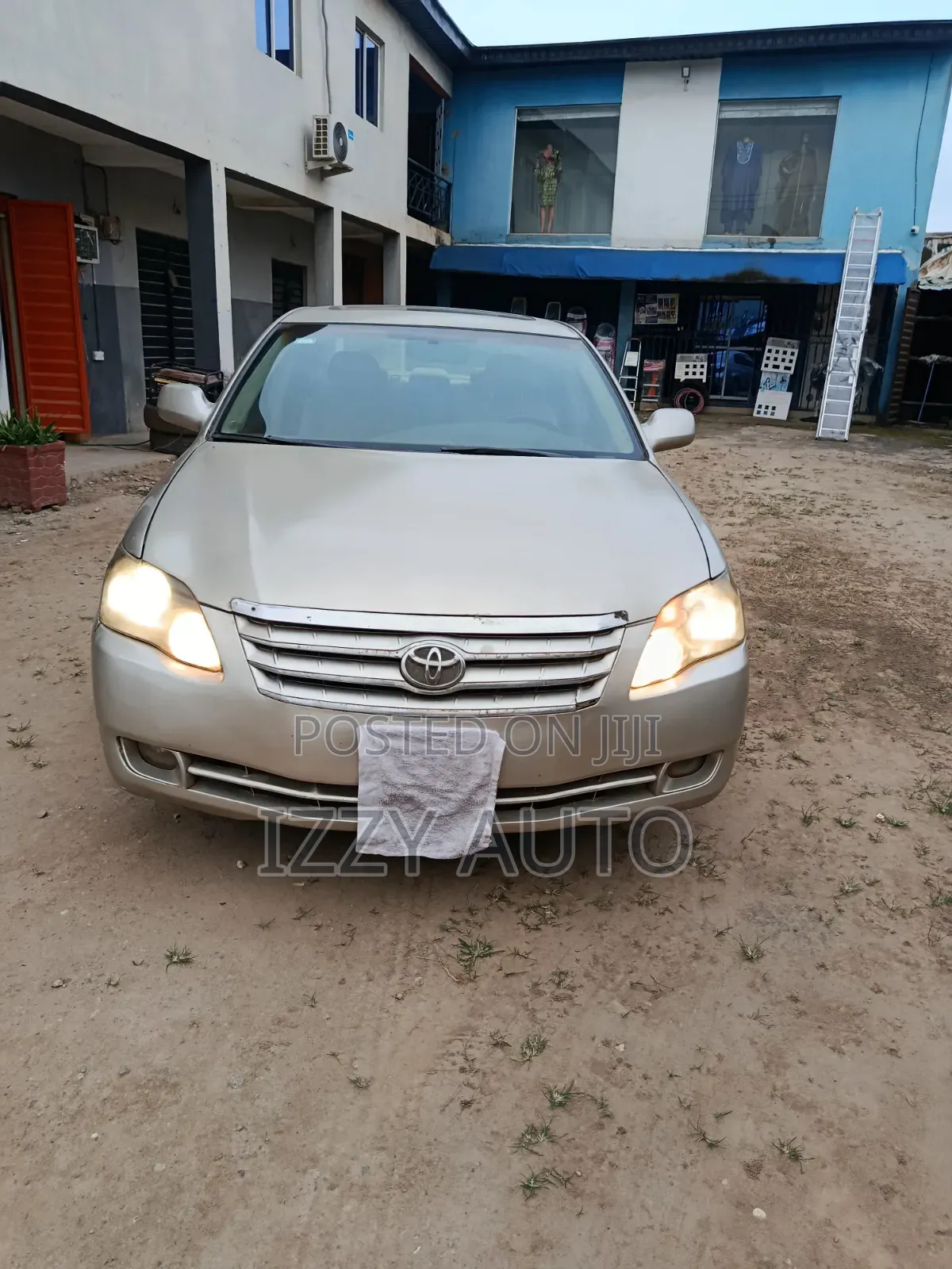 Toyota Avalon Limited 2007 Gold