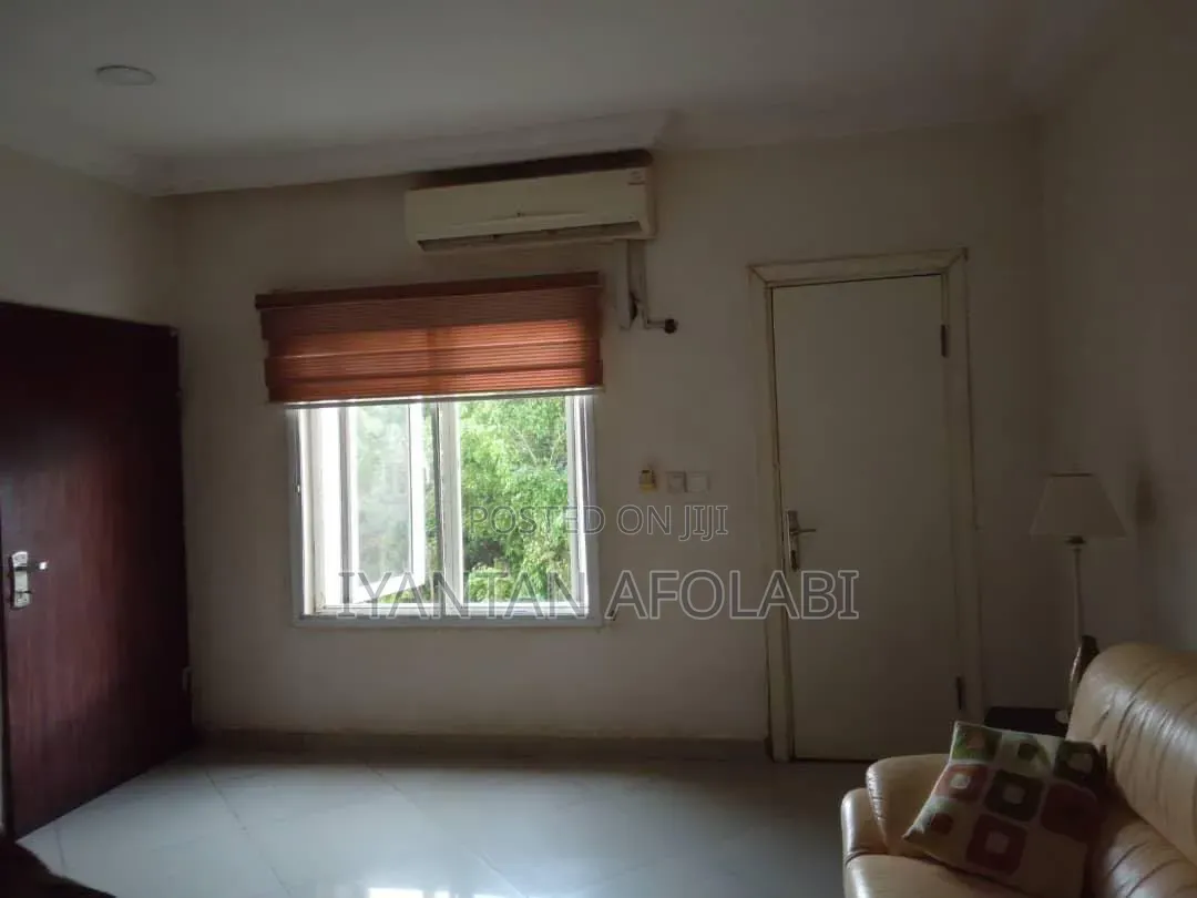 2bdrm Apartment in Brains And Hammers, Life Camp for sale