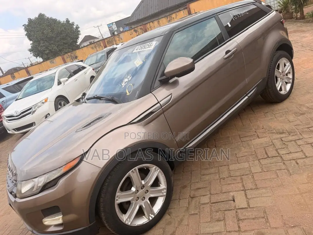 Land Rover Range Rover Vogue 2015 Brown