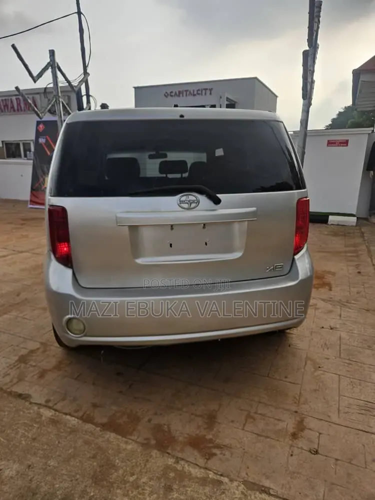 Scion xB Base 2008 Silver