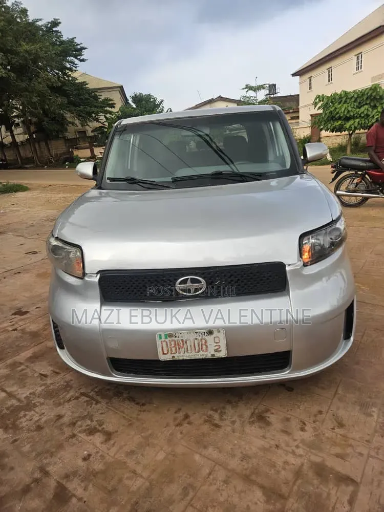 Scion xB Base 2008 Silver