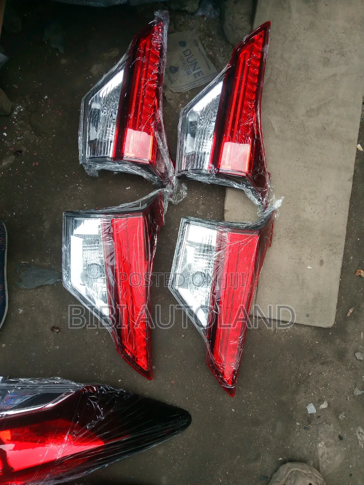 Toyota Rush Back Light