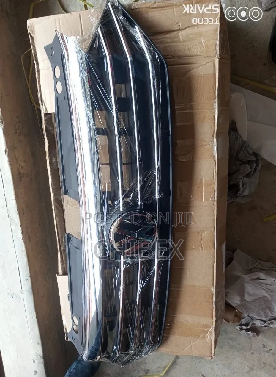 Front Grill Volkswagen Jetta7 2015
