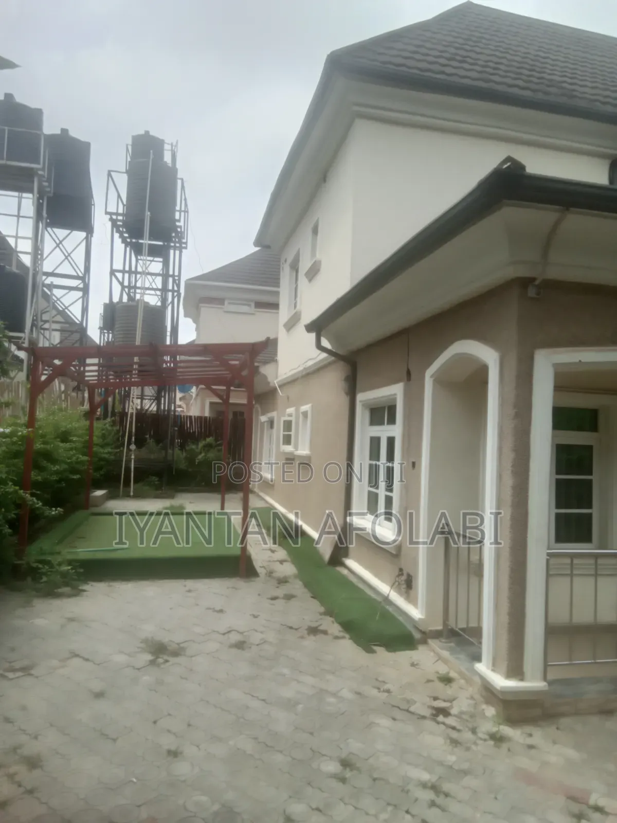 5bdrm Duplex in River Park, FHA for sale