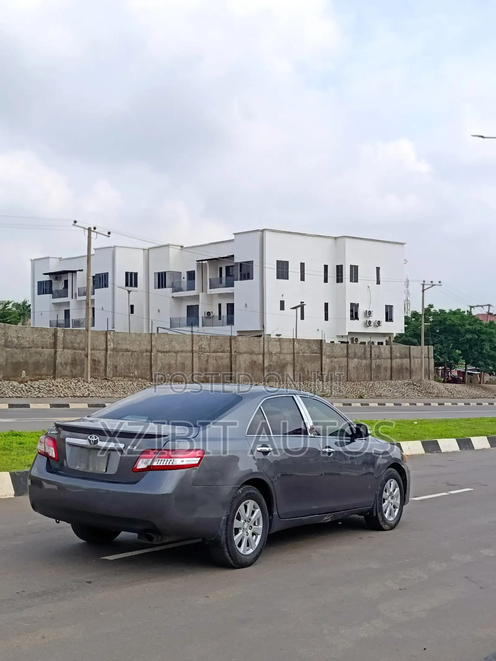 Toyota Camry XLE 4dr Sedan (2.4L 4cyl 5A) 2007 Gray