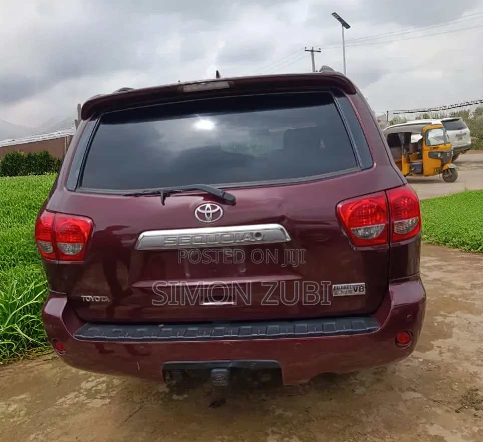 Toyota Sequoia 2010 Red