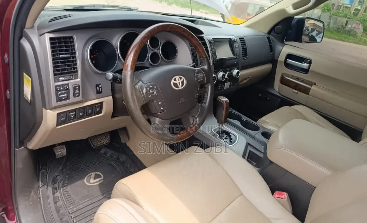 Toyota Sequoia 2010 Red