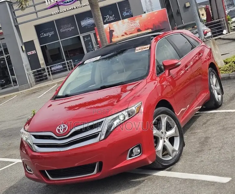 Toyota Venza Limited AWD V6 2013 Red
