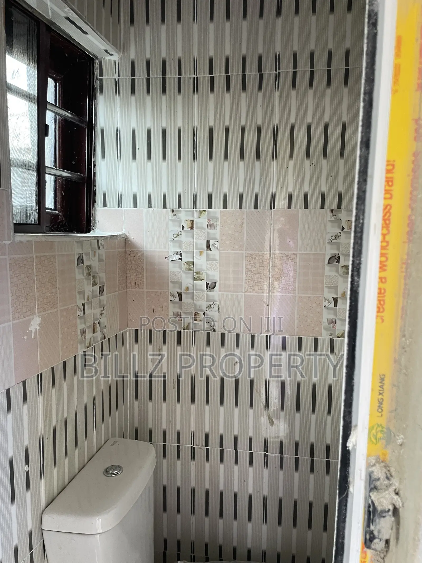 Mini Flat in White House, Abule Egba for rent