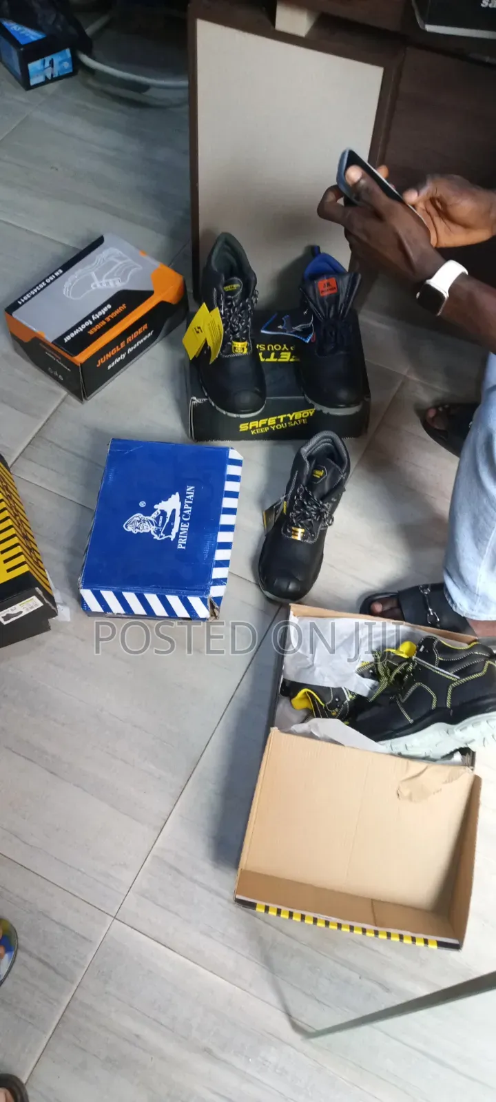 High Quality Safety Boots and Shoes