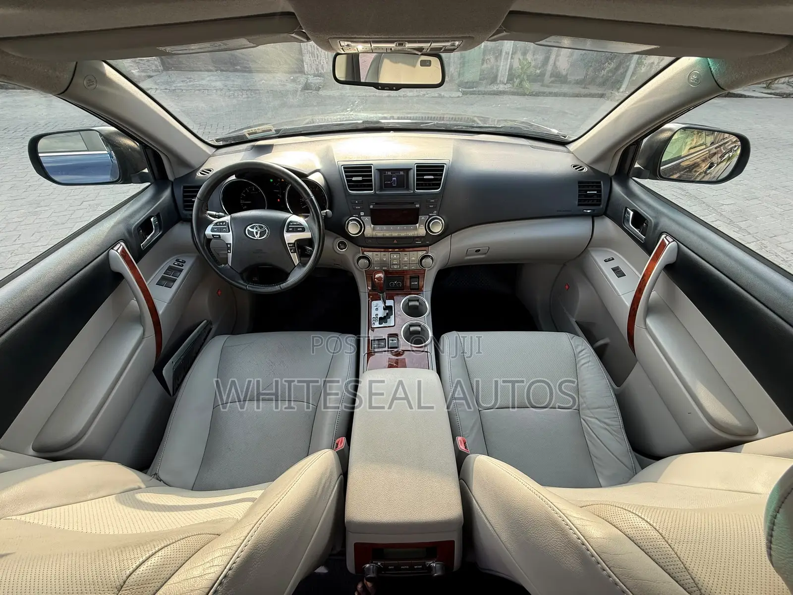 Toyota Highlander Limited 2011 Blue