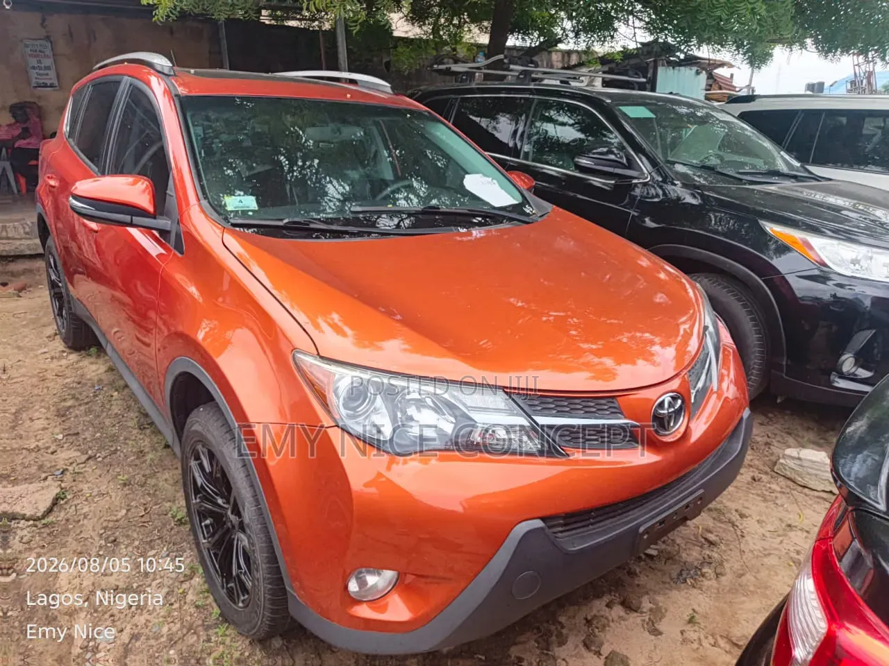 Toyota RAV4 Limited 4dr SUV AWD (2.5L 4cyl 6A) 2015 Orange