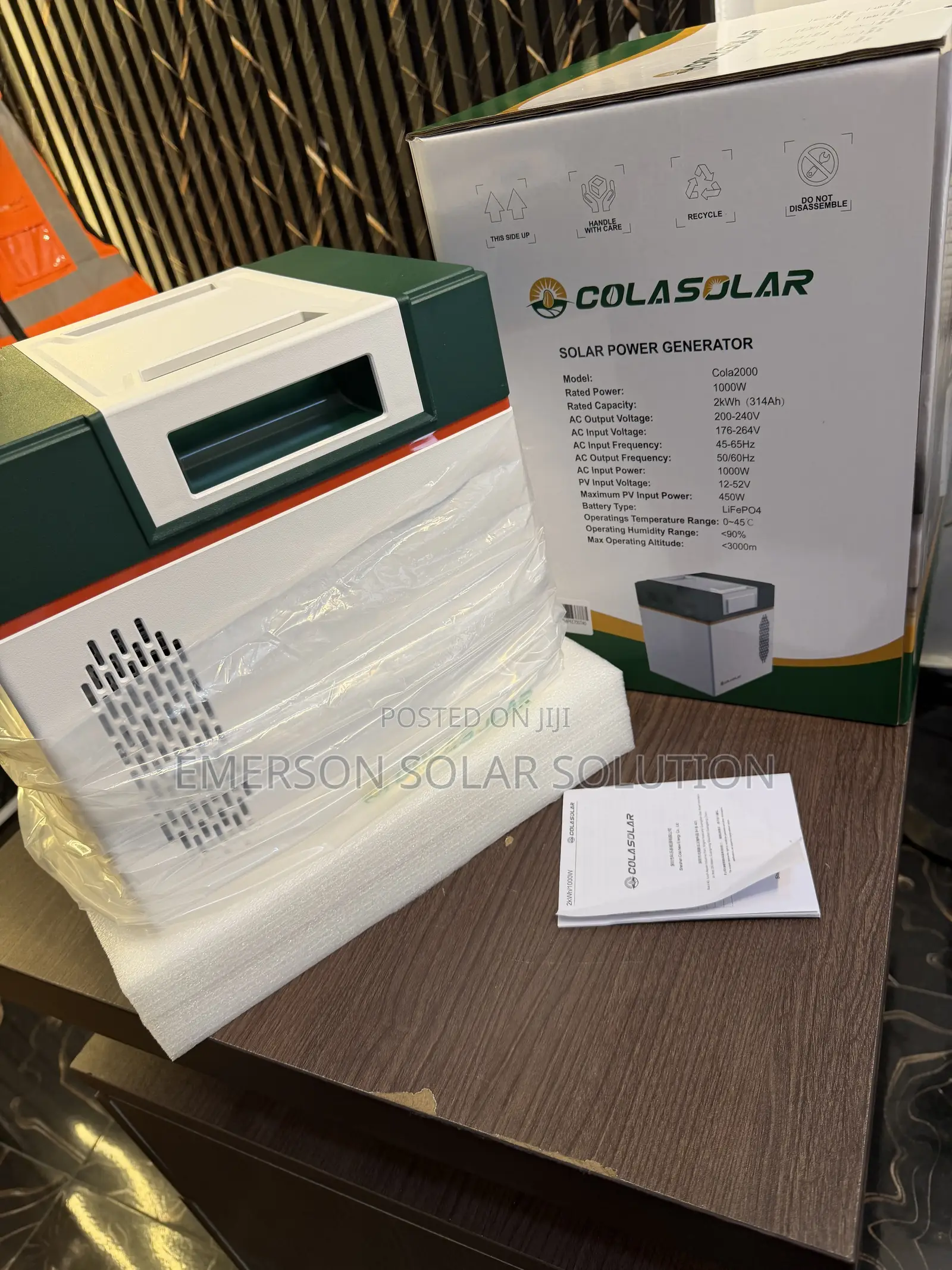 Cola 2kWh 1000W Solar Power Station
