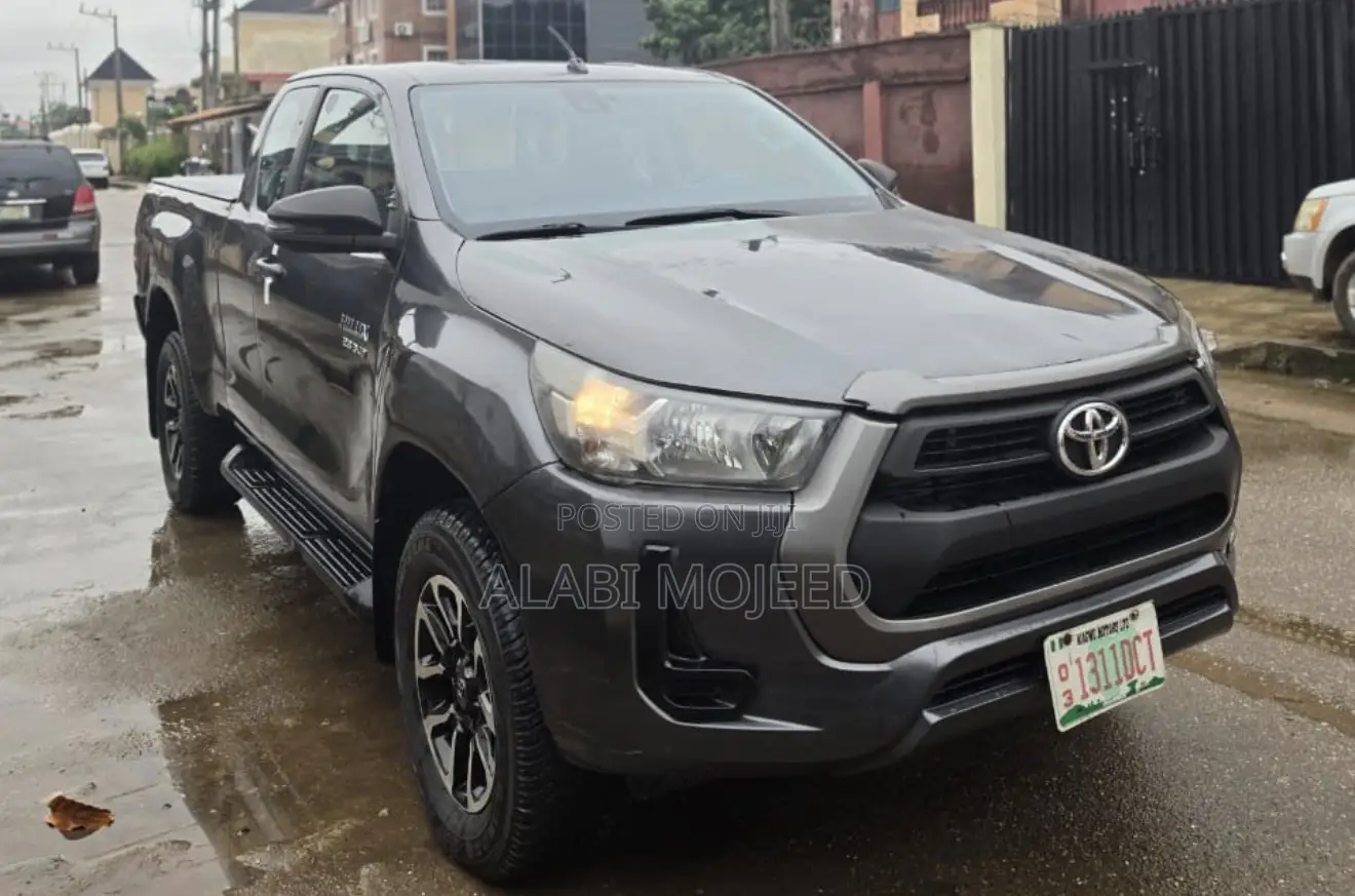 Toyota Hilux Revo Single Cab Deisel 2.8 RWD 2022 Black