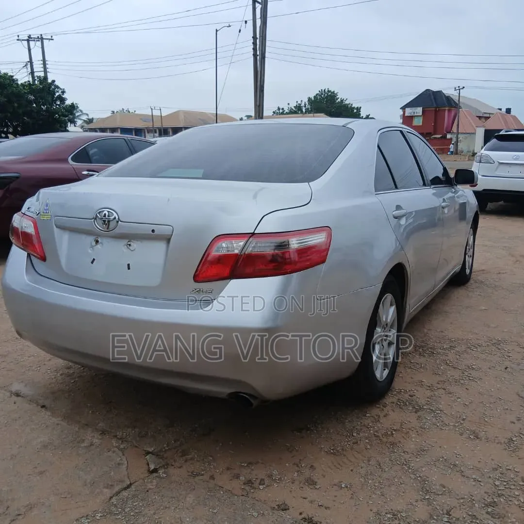 Toyota Camry 2008 Silver