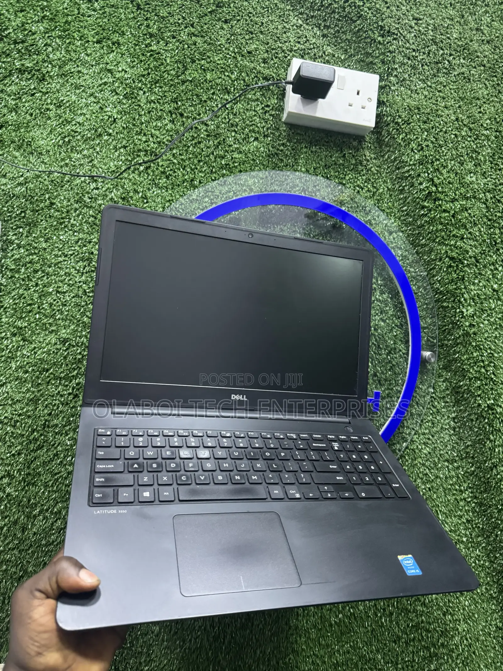 Laptop Dell Latitude 3550 8GB Intel Core i5 HDD+SSD 500GB