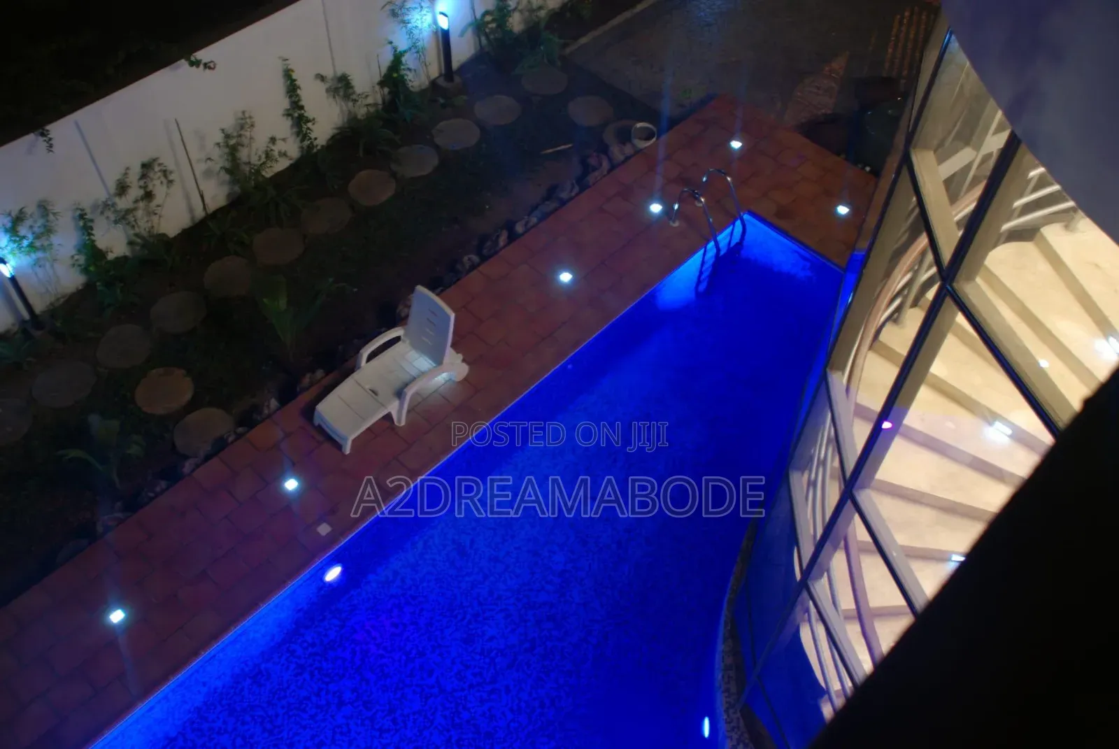 5bdrm Duplex in Vgc for sale