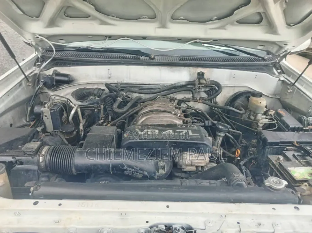 Toyota Sequoia 2006 White