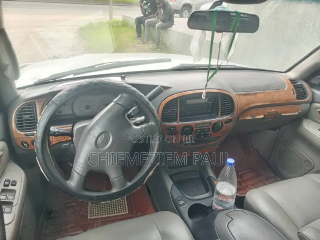 Toyota Sequoia 2006 White