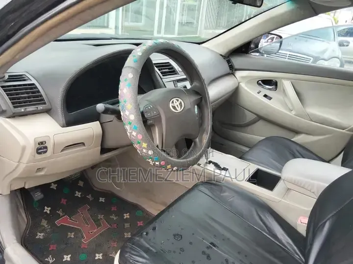 Toyota Camry 2000 Gray