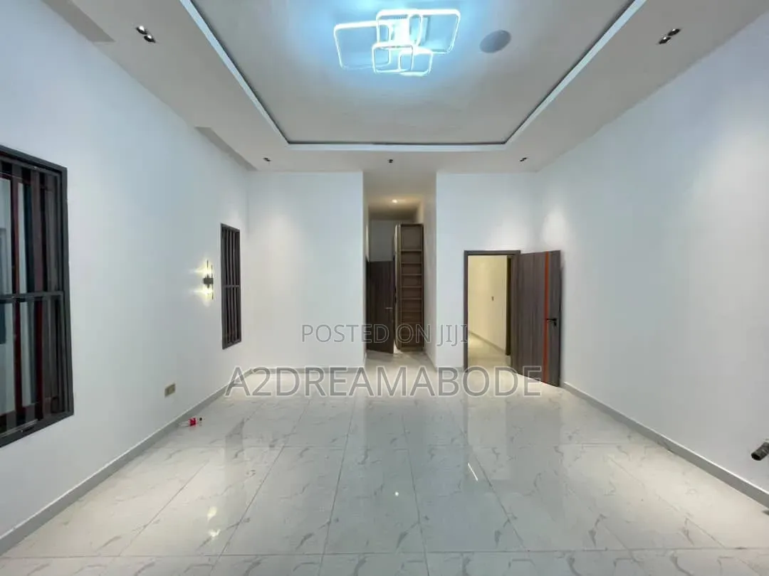 4bdrm Duplex in Ikeja Gra for rent
