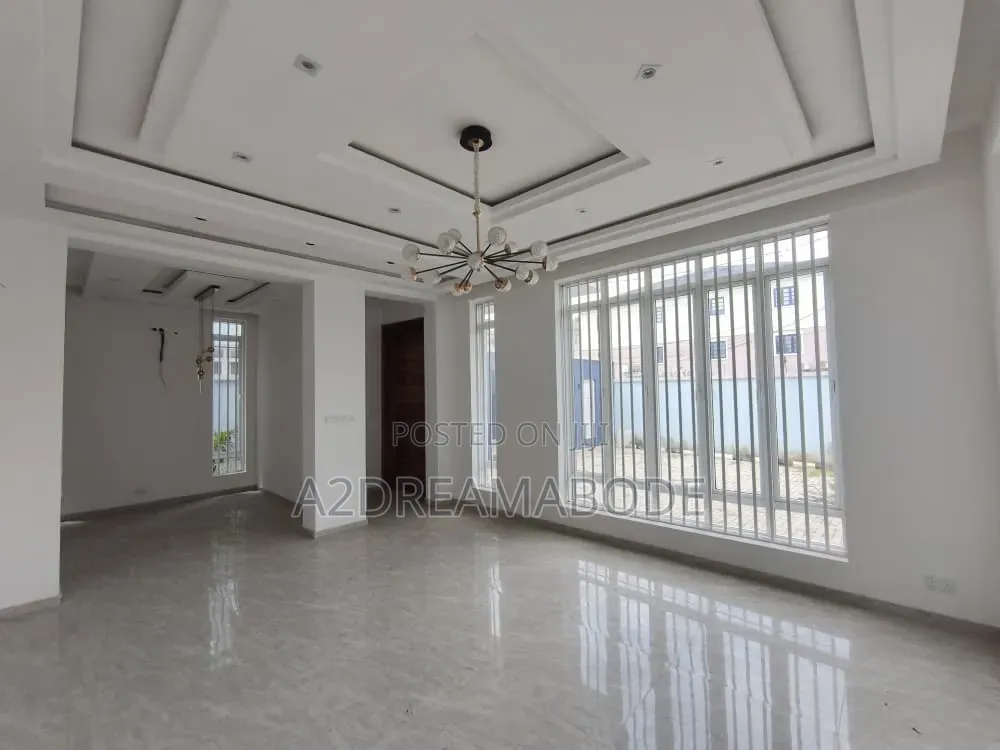 4bdrm Duplex in Ikeja Gra for rent