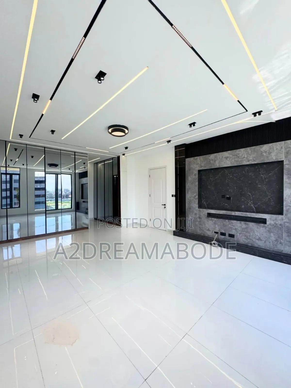 5bdrm Duplex in Lekki Phase 1 for sale