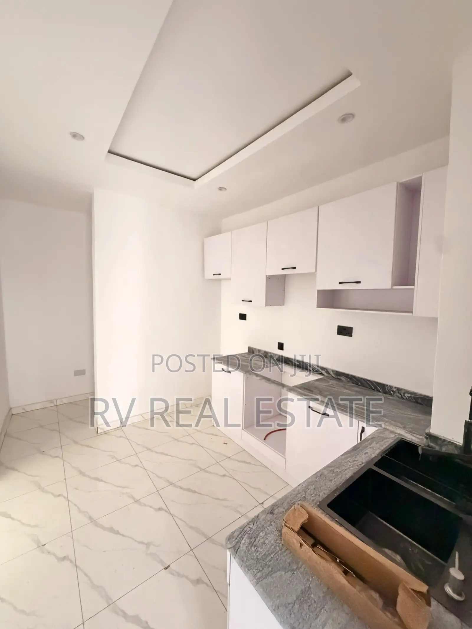 3bdrm Apartment in Gbagada for sale