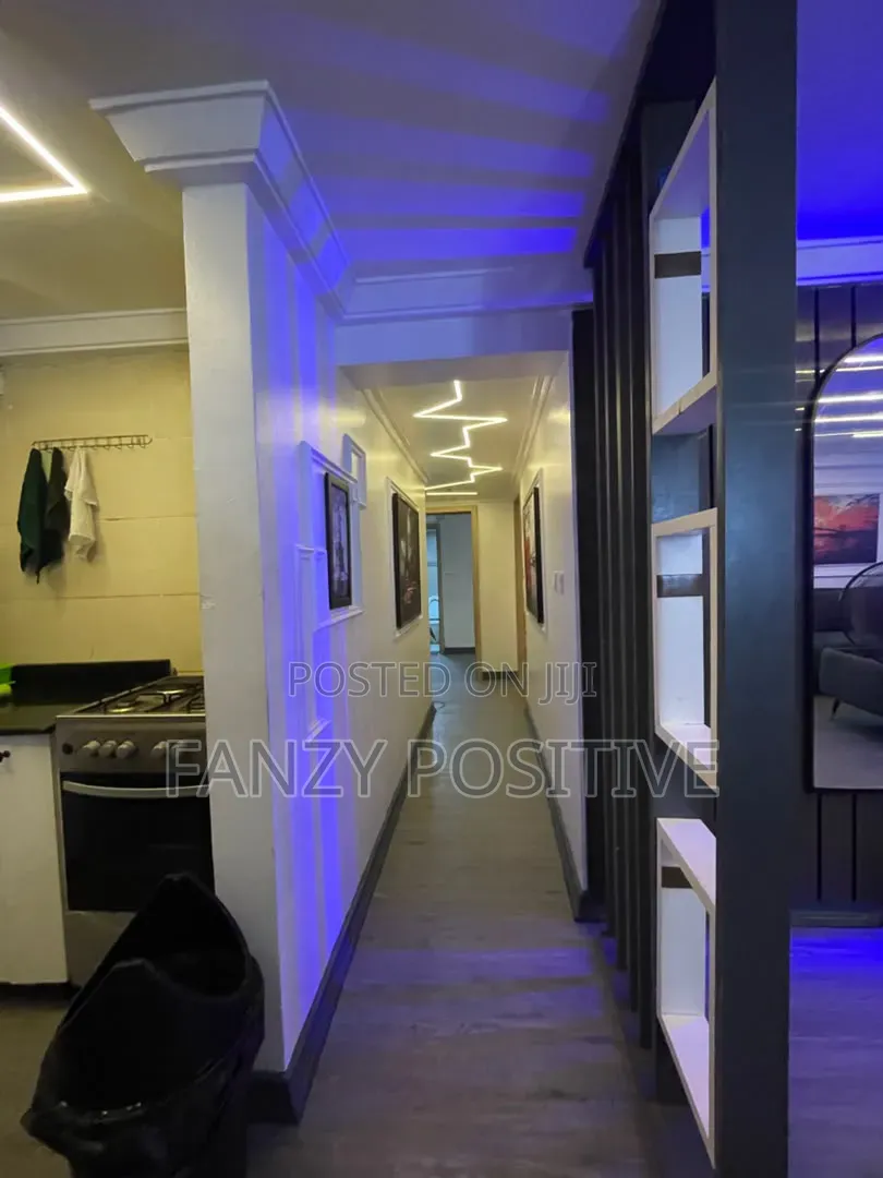 Golden Tulip Apartment