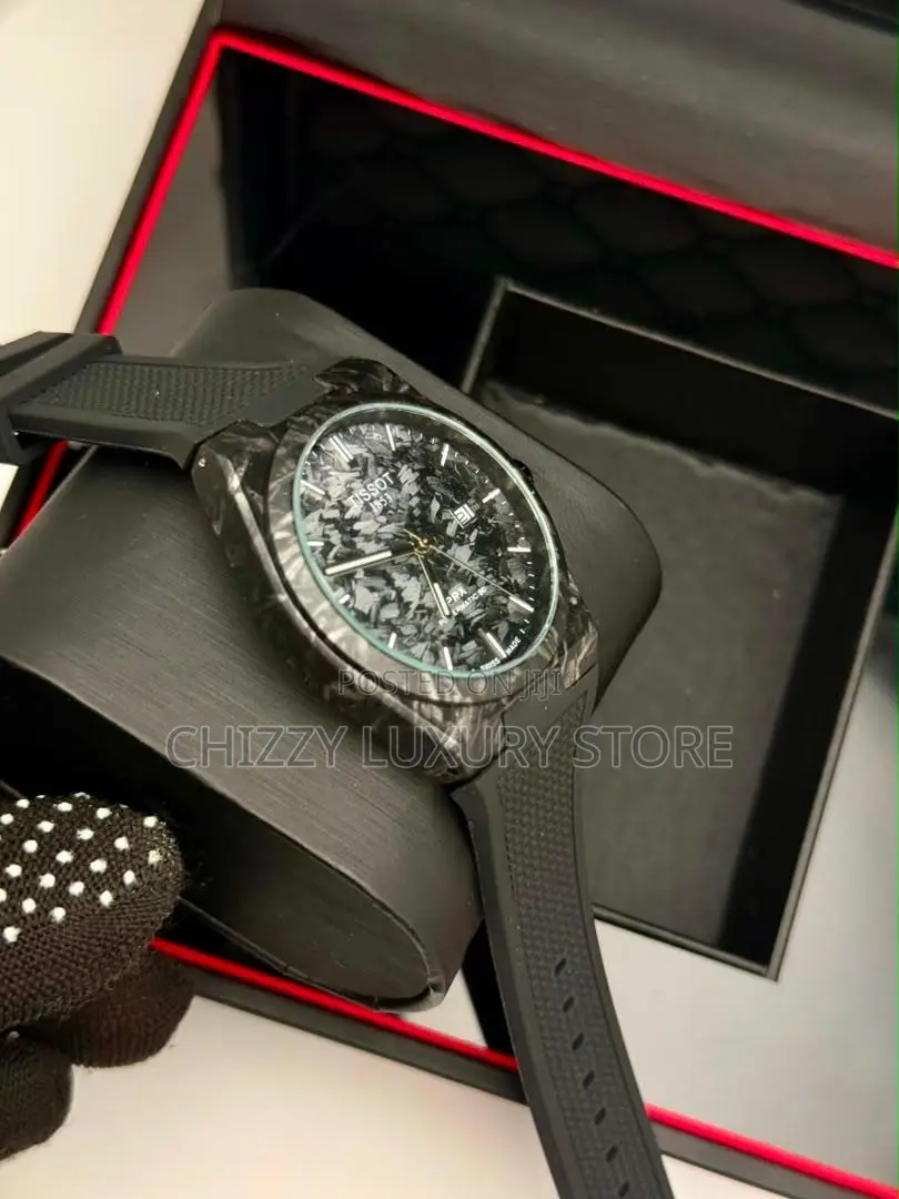 Tissot Quality Men Rubber Strap Wristwatch