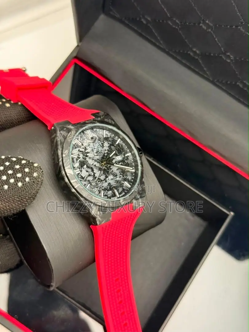 Tissot Quality Men Rubber Strap Wristwatch