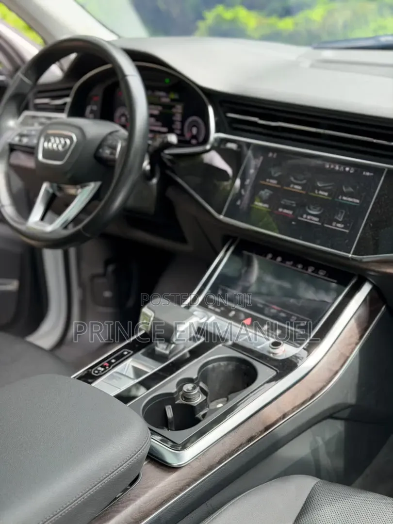 Audi Q7 2020 White