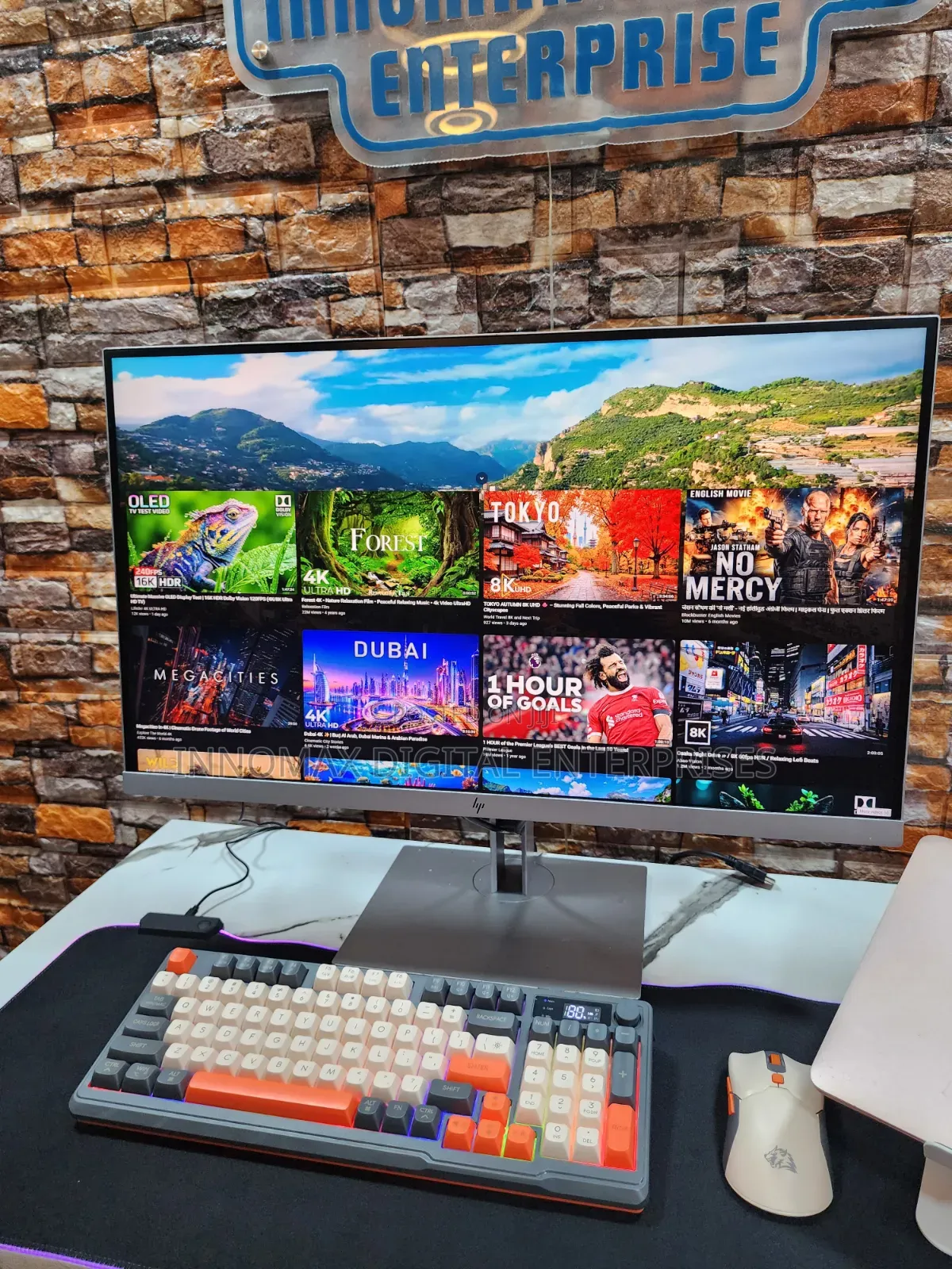 HP EliteDisplay 27-Inch Frameless IPS QHD 1440p With USB-C Monitor