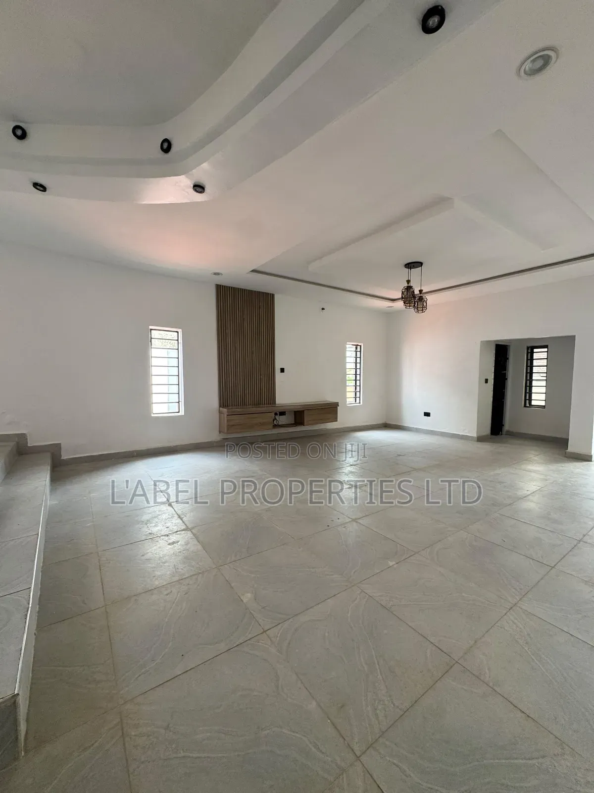 3bdrm Bungalow in Nzube Estate for sale